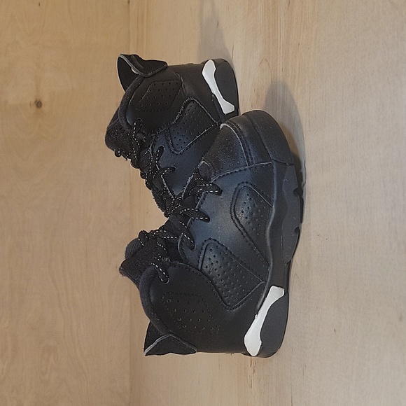 Air Jordan 6 Retro Black Cat Toddler Shoes 384667-020 - Picture 5 of 9